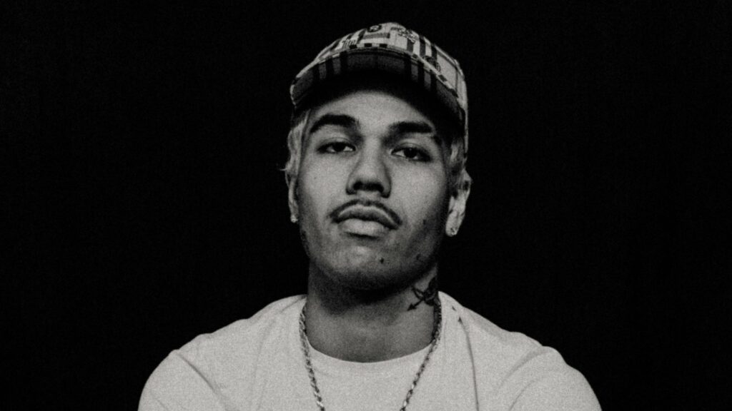 Gola Gianni on tour. Book now with FME Booking