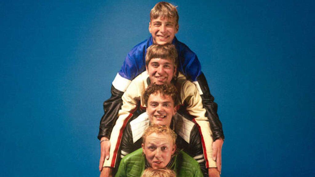 Kvadrillers on tour. Book now with FME Booking