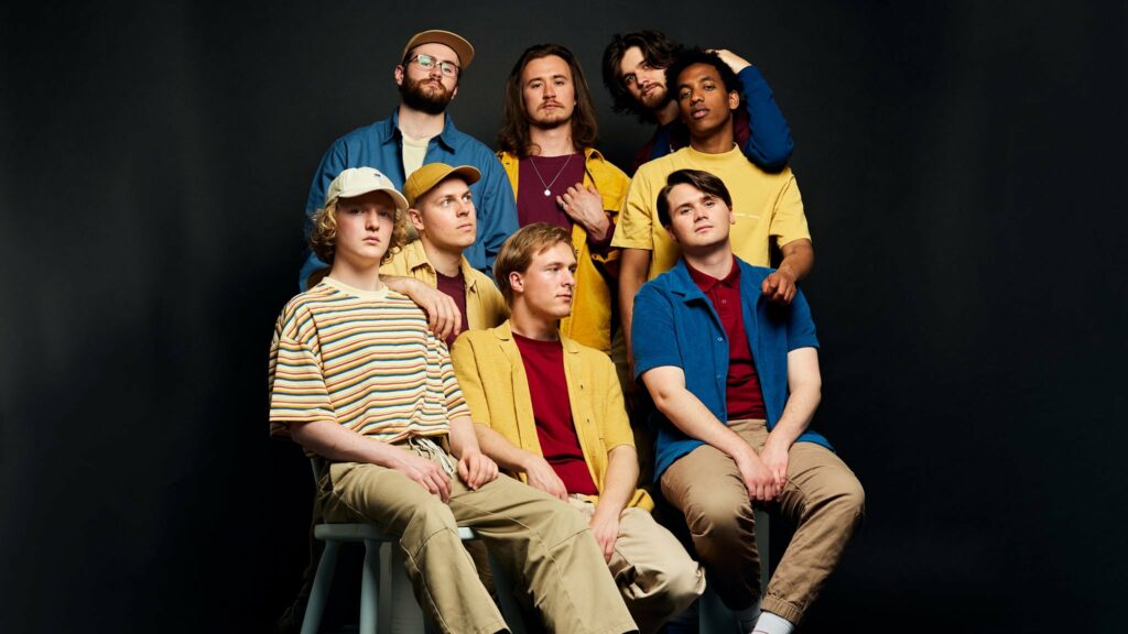 Cosmopolite on tour. Book now with FME Booking