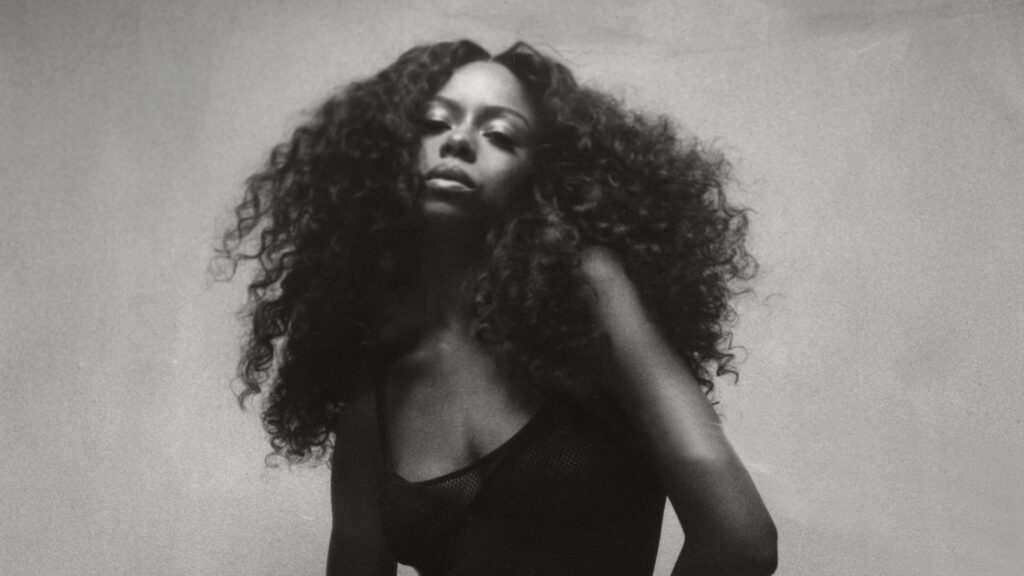 Ravyn Lenae on tour. Book now with FME Booking