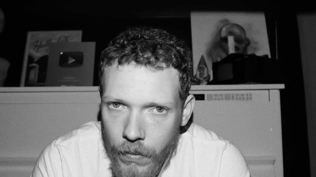 Matt Maeson on tour. Book now with FME Booking