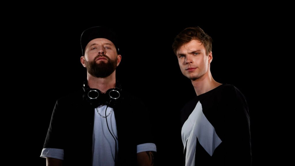 DJ DJ on tour. Book now with FME Booking