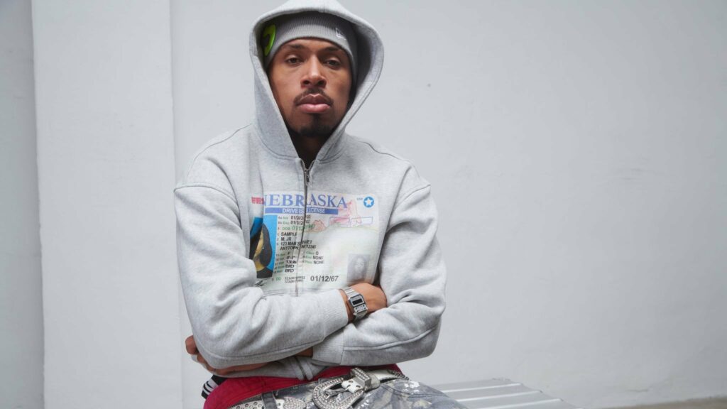 Ansu on tour. Book now with FME Booking