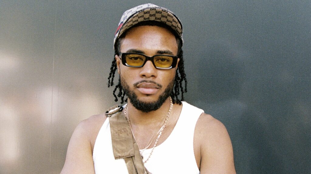 Venna on tour. Book now with FME Booking