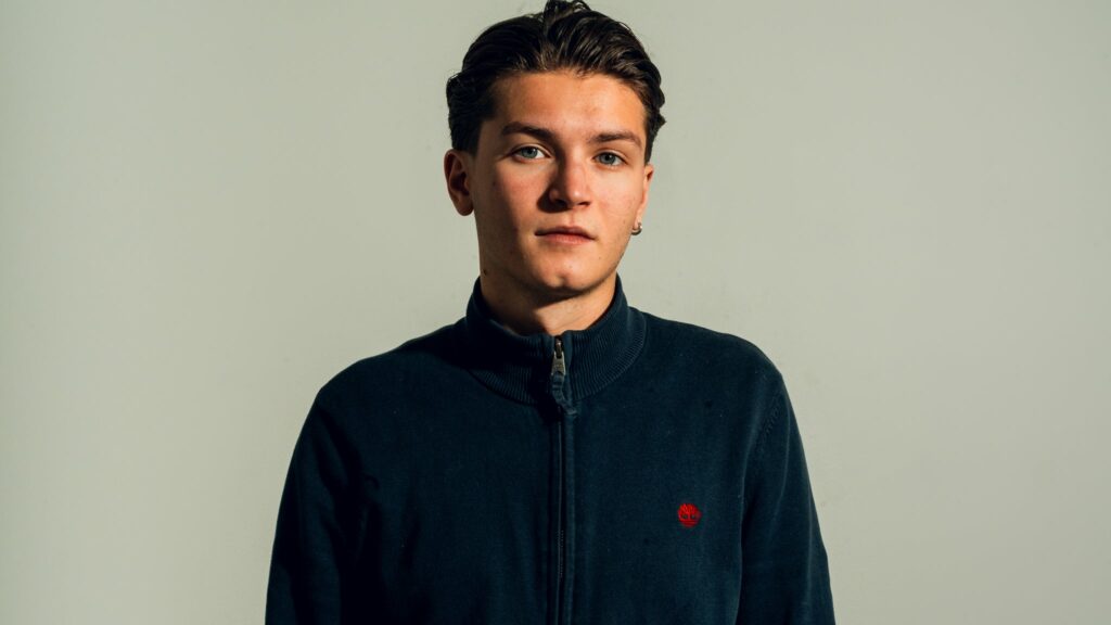 Ari Bajgora on tour. Book now with FME Booking