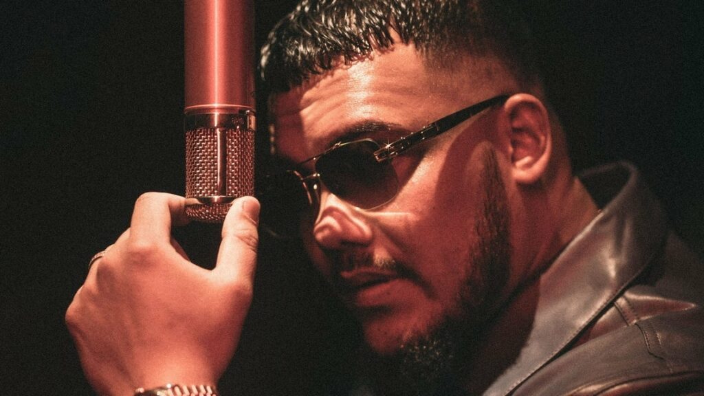 Branco on tour. Book now with FME Booking