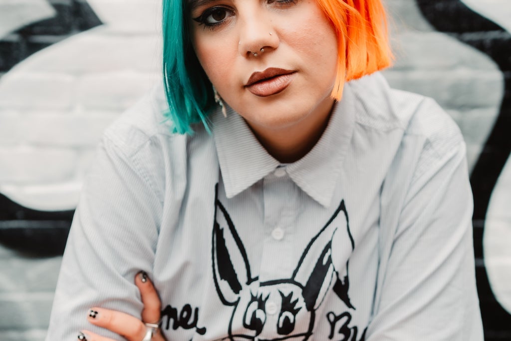 Issey Cross on tour. Book now with FME Booking