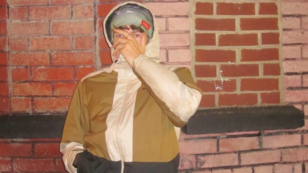 Sugaboo on tour. Book now with FME Booking