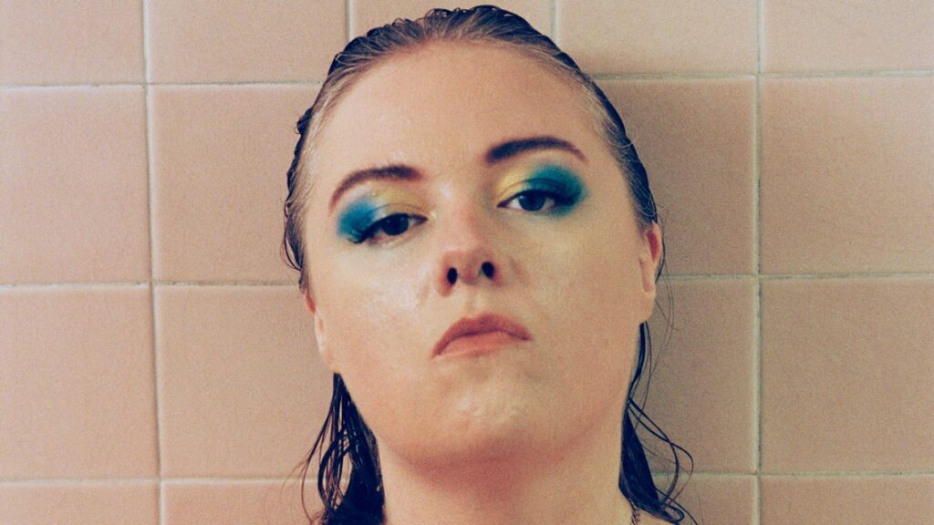 Emma-Jean Thackray on tour. Book now with FME Booking