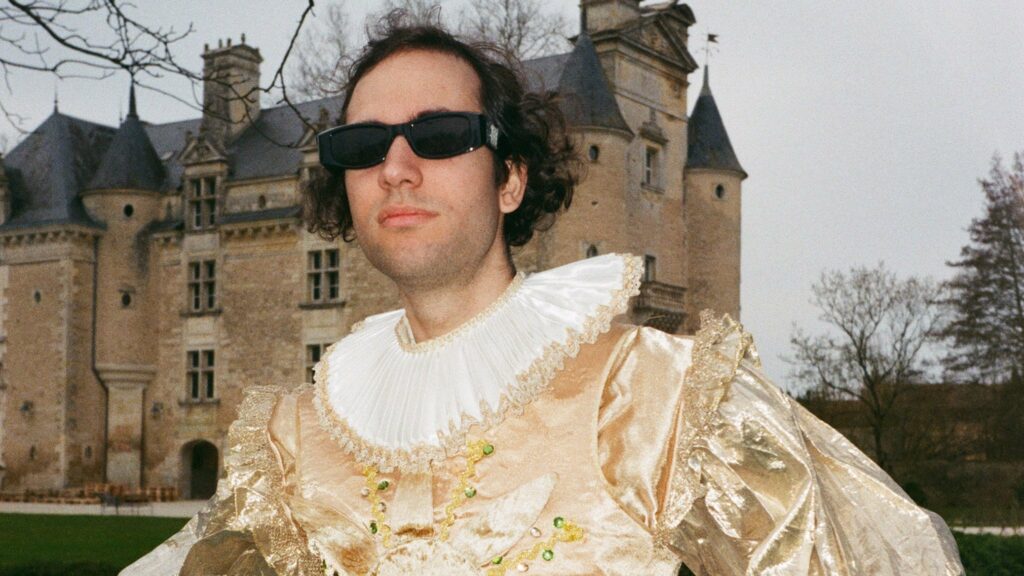 Miel de Montagne on tour. Book now with FME Booking