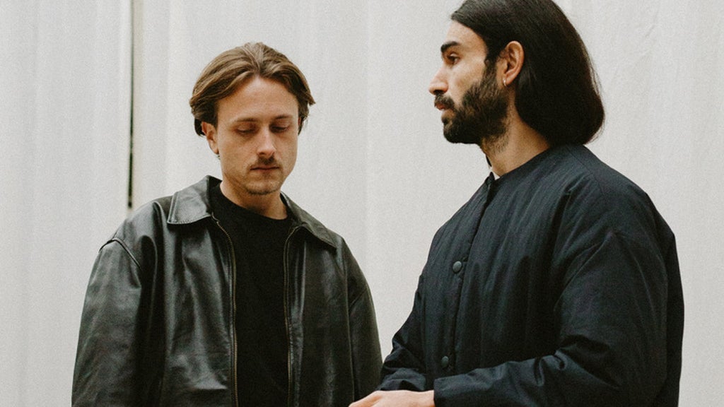 CHAMOS on tour. Book now with FME Booking