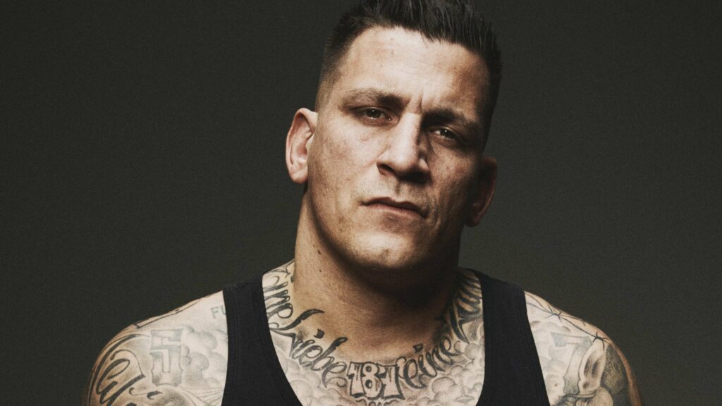 Gzuz on tour. Book now with FME Booking