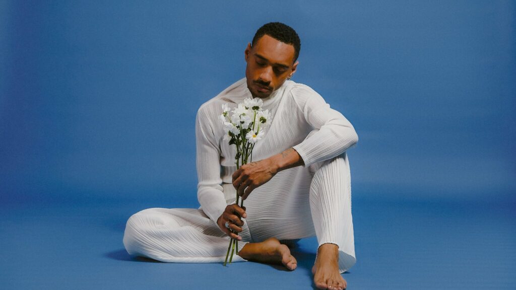 Durand Bernarr on tour. Book now with FME Booking