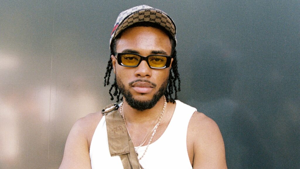 Venna on tour. Book now with FME Booking