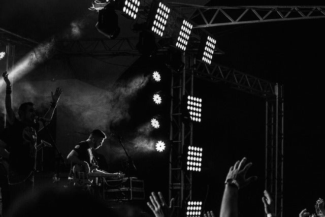 Alien on tour. Book now with FME Booking