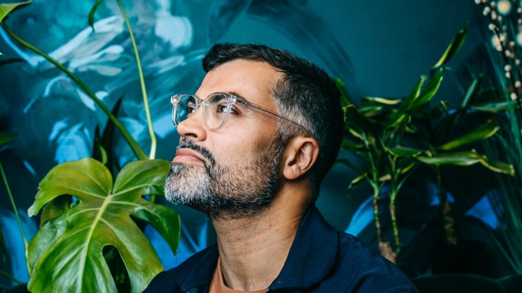 Auntie Flo on tour. Book now with FME Booking