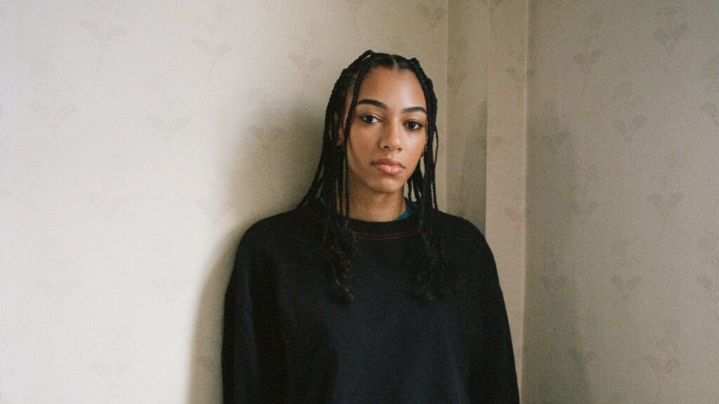 Amie Blu on tour. Book now with FME Booking