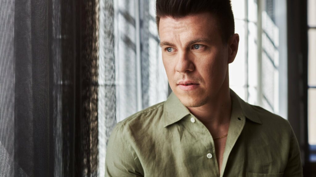 Olli Halonen on tour. Book now with FME Booking