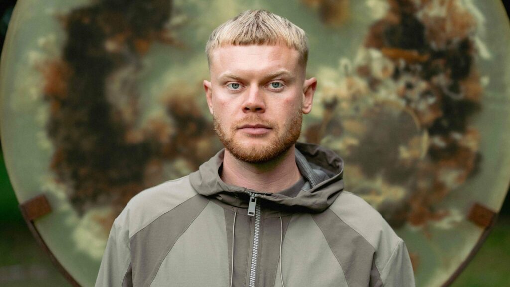 URO on tour. Book now with FME Booking