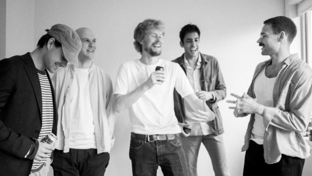 Hester V75 on tour. Book now with FME Booking