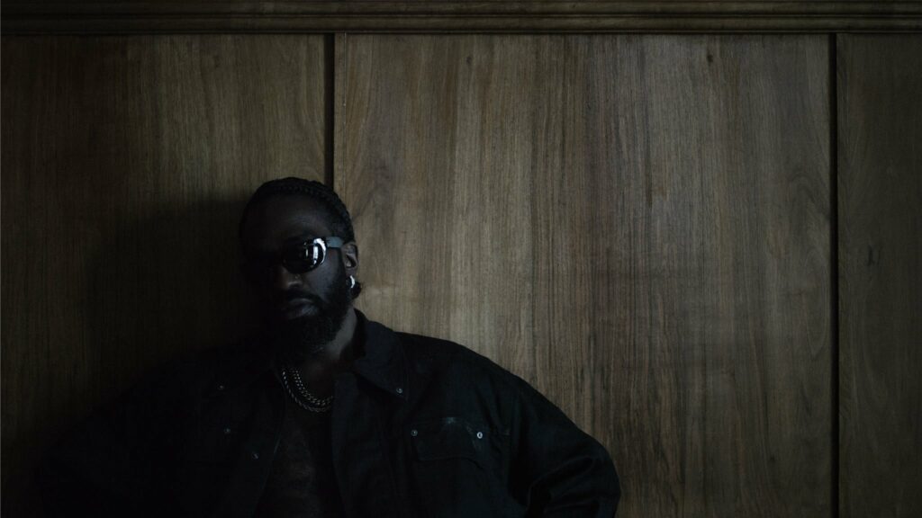 Arif on tour. Book now with FME Booking