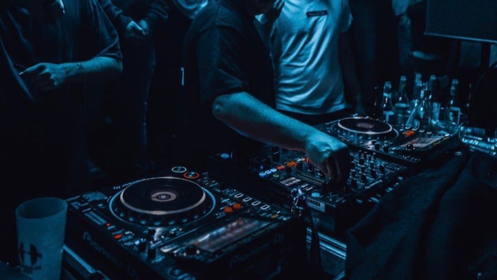 Südpol Club on tour. Book now with FME Booking