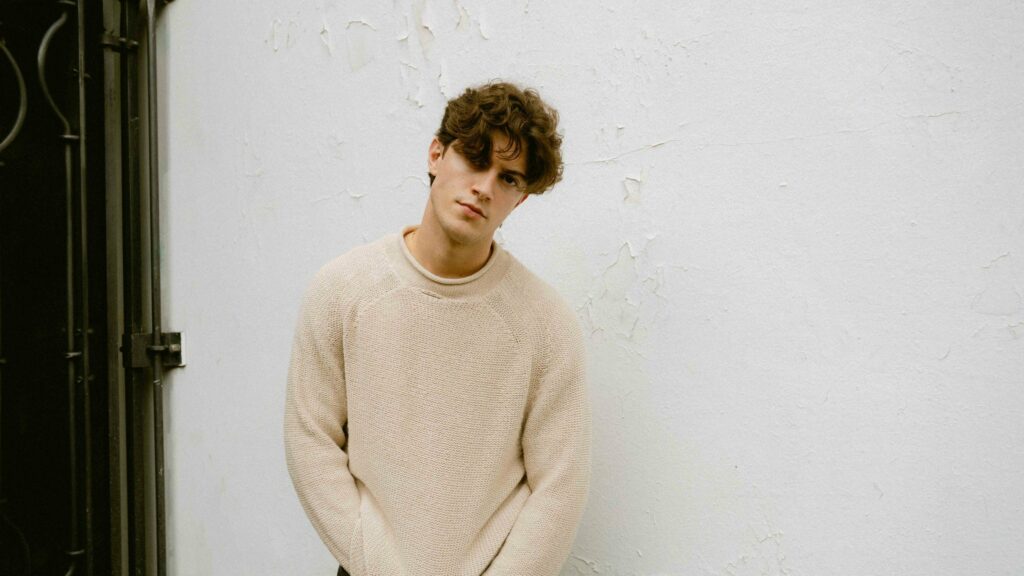 Pedro Santos on tour. Book now with FME Booking