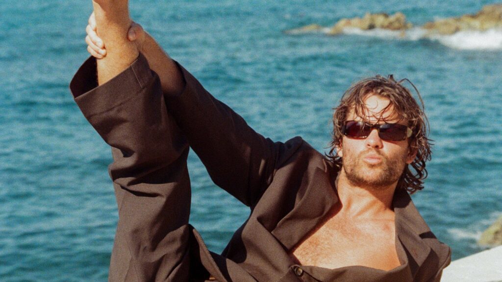 Stuzzi on tour. Book now with FME Booking