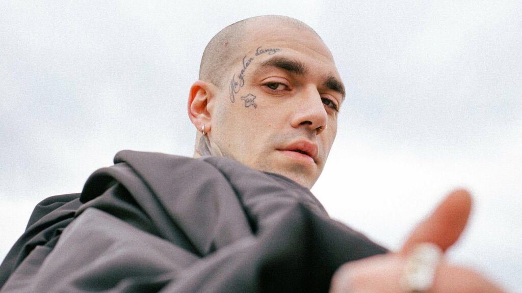 Ezhel on tour. Book now with FME Booking