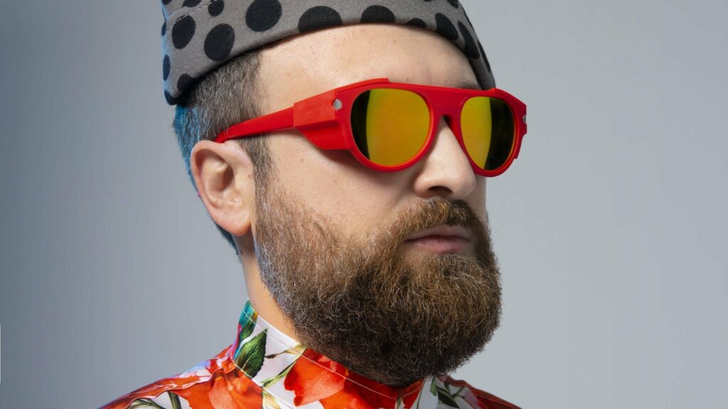 Dargen D'Amico on tour. Book now with FME Booking