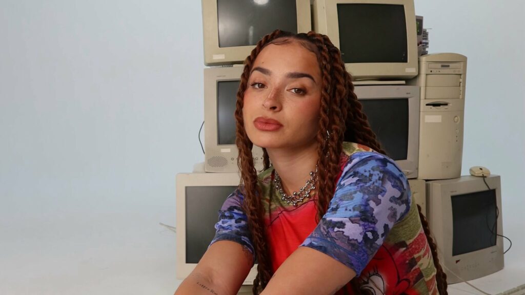 Ella Eyre on tour. Book now with FME Booking