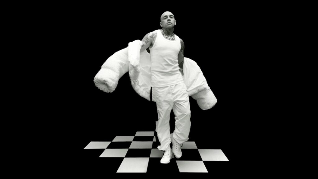 Ezhel on tour. Book now with FME Booking