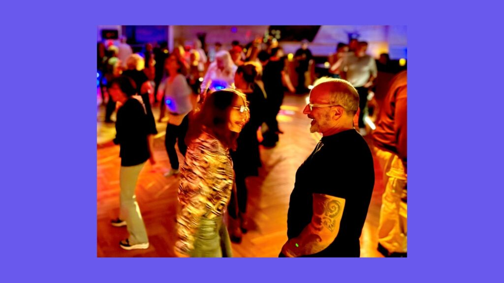 Tanz im Glück on tour. Book now with FME Booking