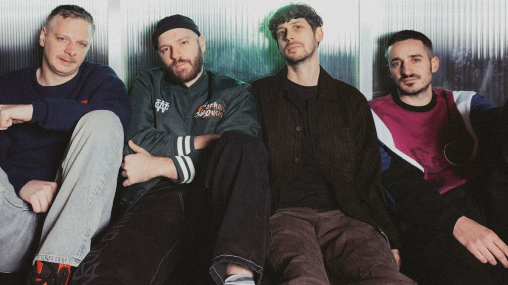 ECHT! on tour. Book now with FME Booking