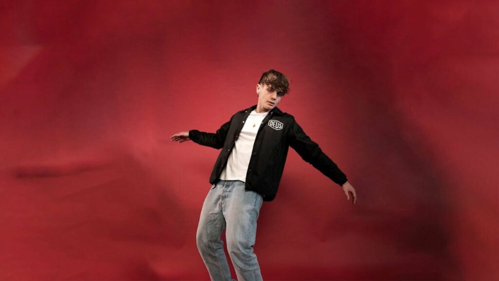Olly on tour. Book now with FME Booking