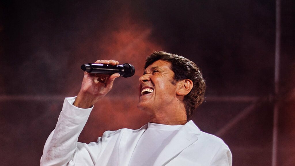 Gianni Morandi on tour. Book now with FME Booking