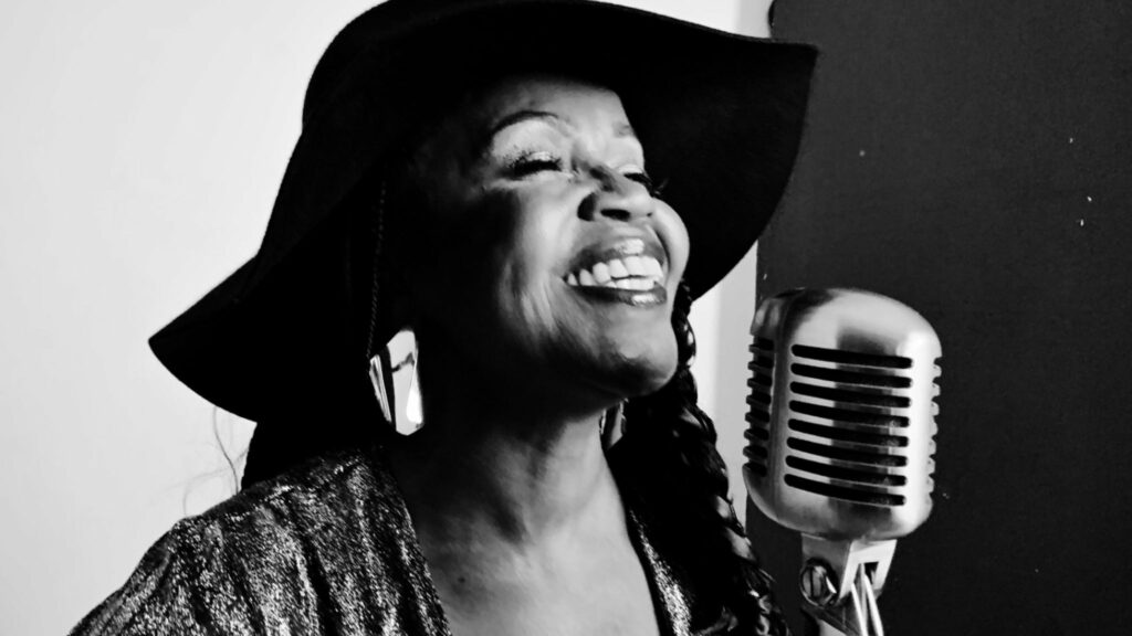 P.P. Arnold on tour. Book now with FME Booking